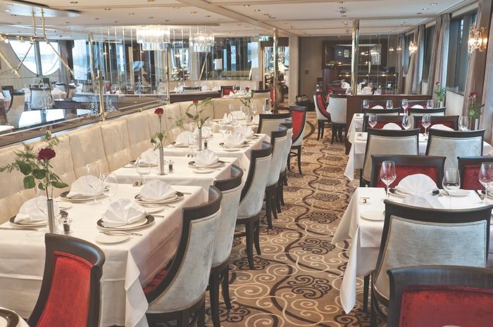 Restaurants & Dining